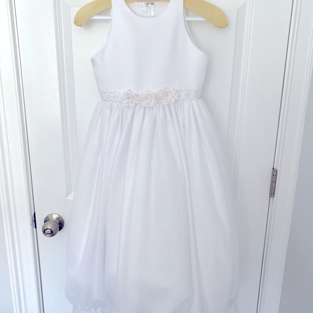 Special Occasion/ Communion Dress by Joan Calabrese. Size 6